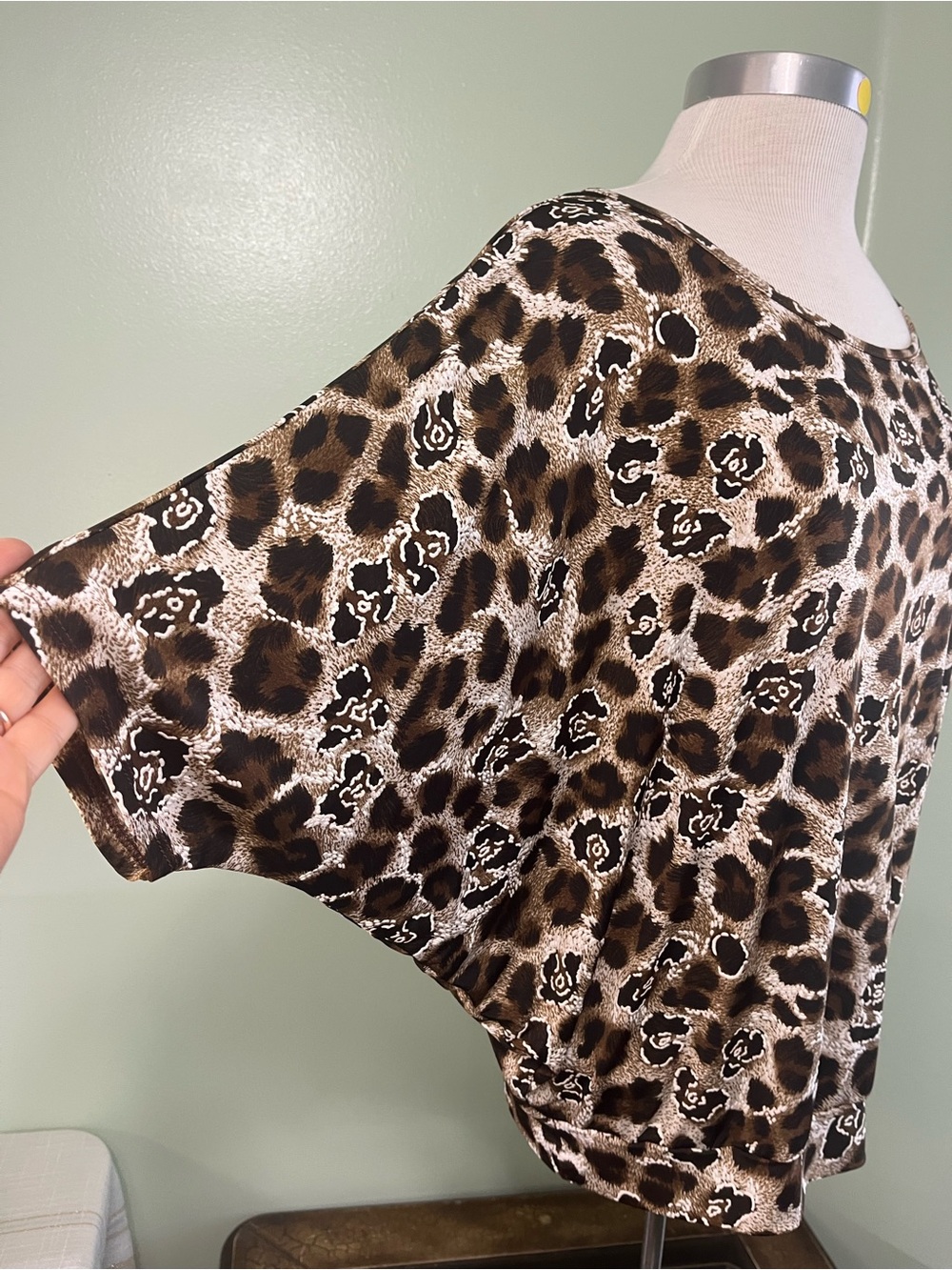Espresso Women’s Polyester Blouse Animal Print Tunic Top Size XL - Picture 6 of 11